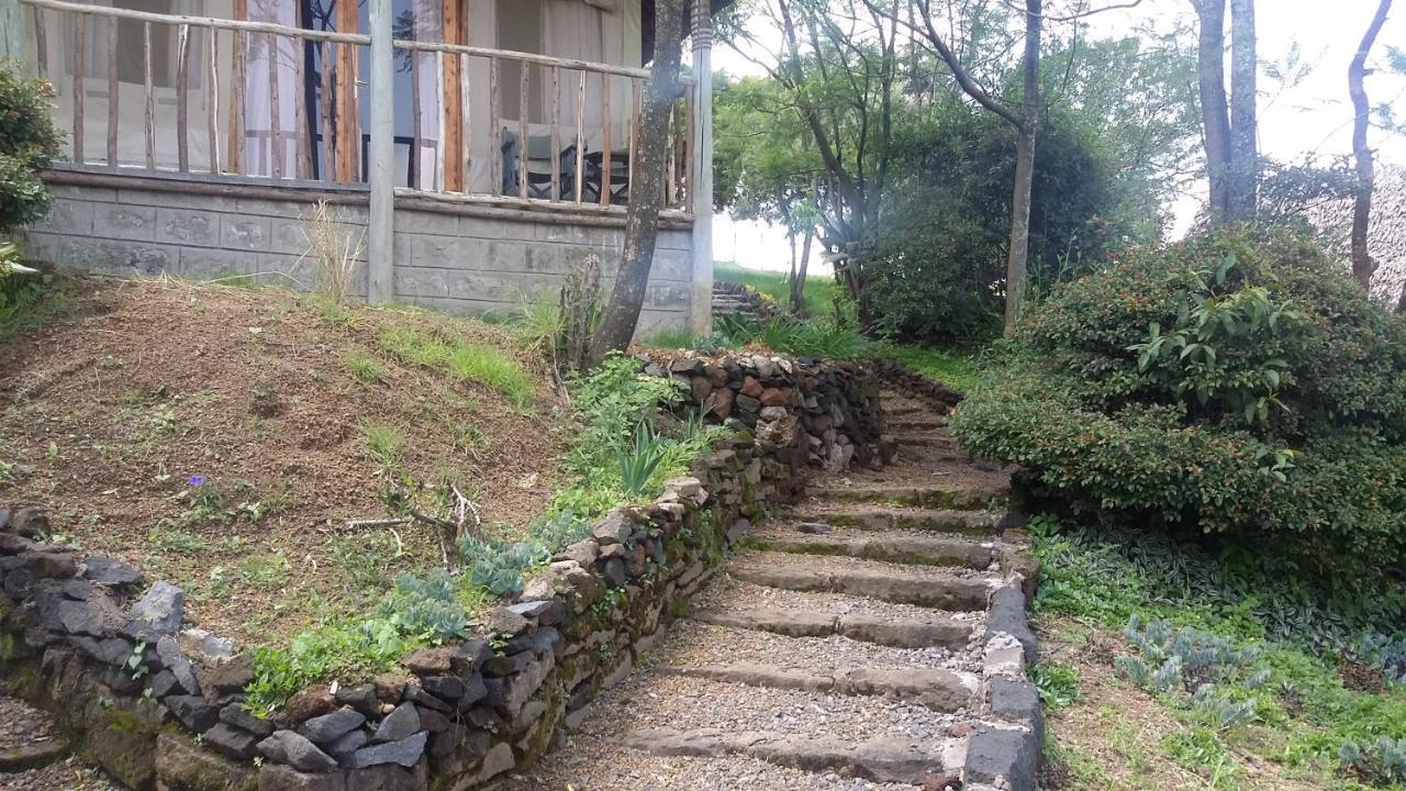 Villa Maili Saba Camp Nakuru Esterno foto