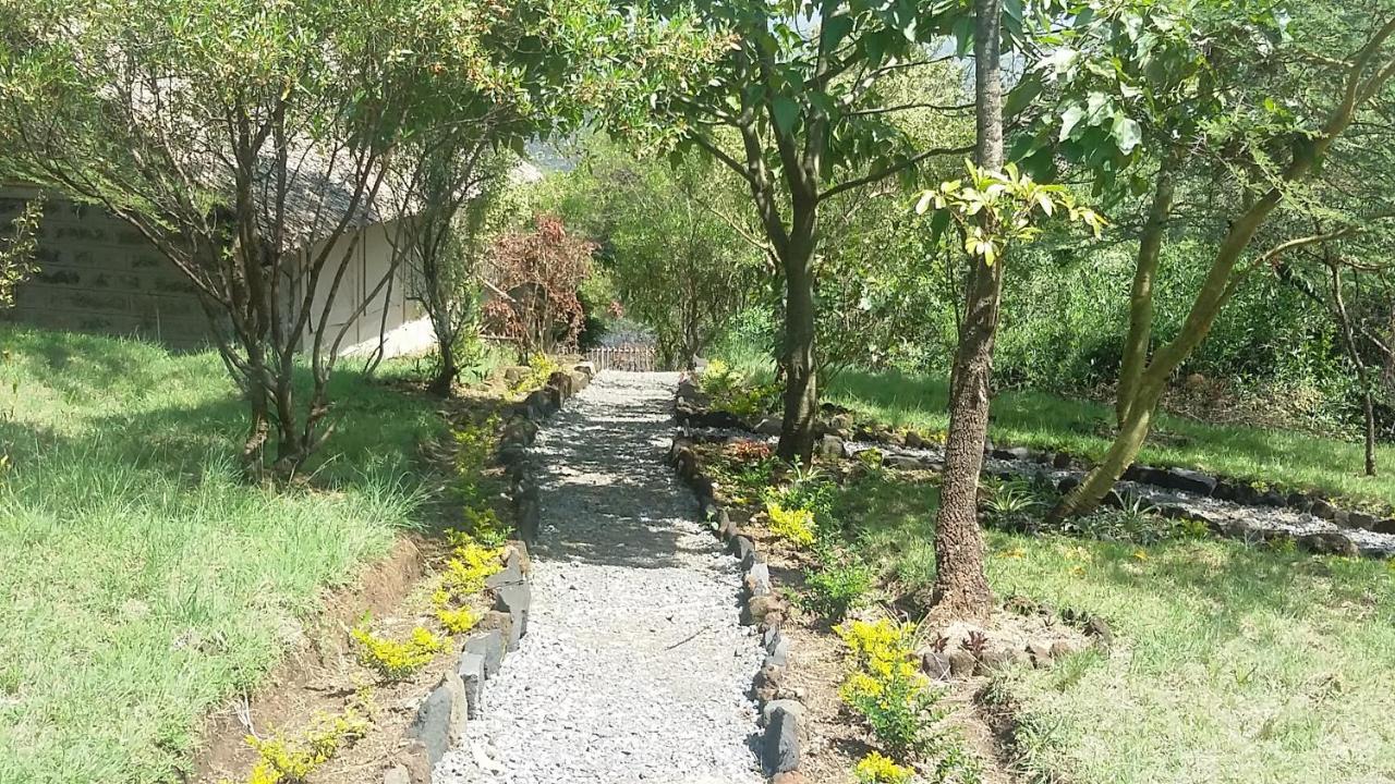 Villa Maili Saba Camp Nakuru Esterno foto