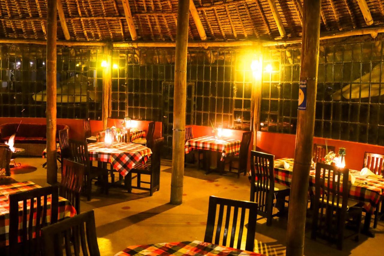 Villa Maili Saba Camp Nakuru Esterno foto